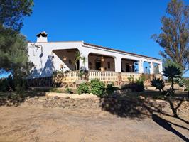 MAGNIFICA FINCA RUSTICA EN ARRROYO VILLANO photo 0
