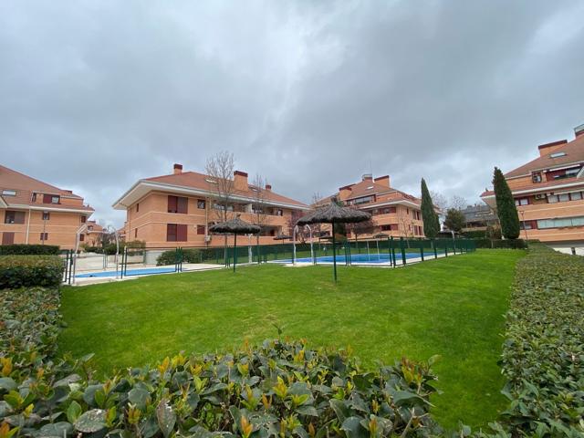 Piso En venta en Calle Menorca, El Pinar- Punta Galea, Las Rozas De Madrid photo 0