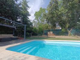 Casa En venta en Calle Flor De Los Almendros, Mojadillas - Parque De Las Infantas - El Paraiso, Valdemorillo photo 0