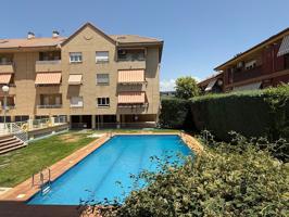 Piso En venta en Calle De La Frontera, Casa Amarilla, Galapagar photo 0