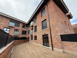 Piso En alquiler en Calle De Las Matas, Casa Amarilla, Galapagar photo 0