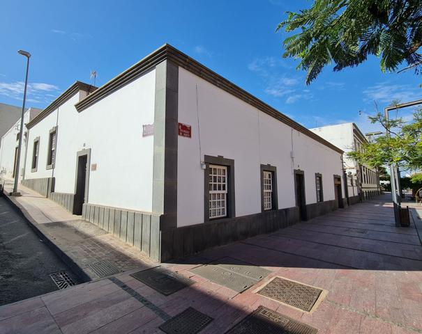 Terrenos Edificables En venta en Puerto del Rosario photo 0