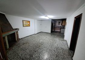 CASA EN PLANTA BAJA EN MONTROI photo 0