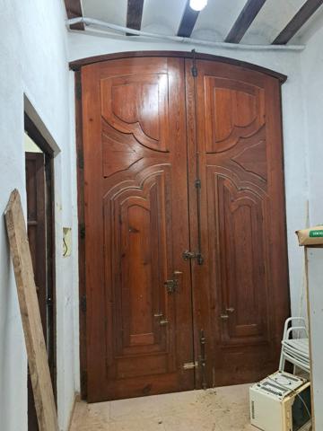 CASA DE PUEBLO CON GRAN ALMACEN photo 0
