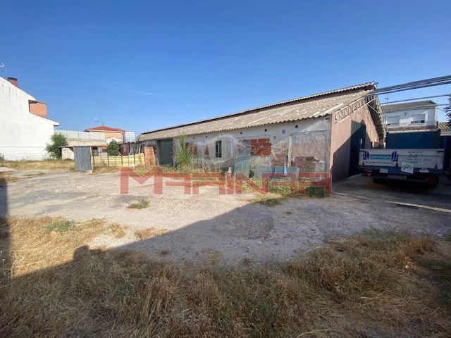 Naves + Vivienda en Esquivias photo 0