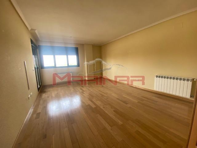 Piso en El Quiñón photo 0