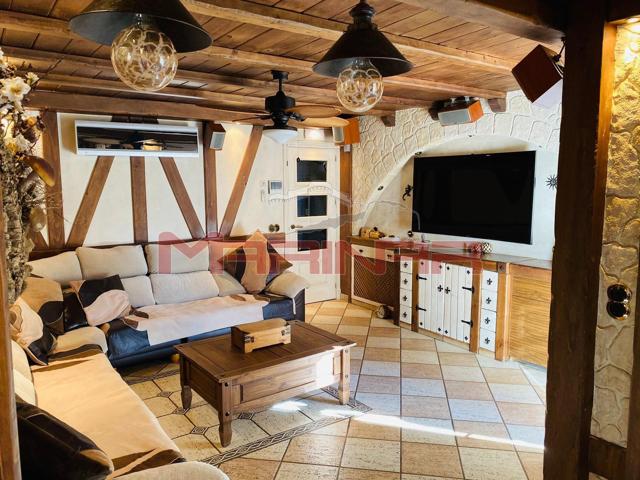 Chalet de Lujo en Parla photo 0