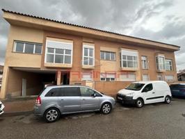 Edificio en Venta en Yeles photo 0