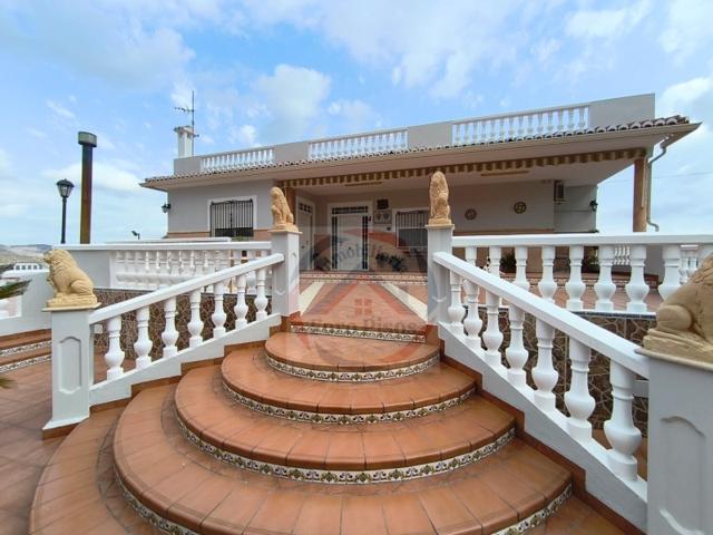 Casa En venta en Benigánim photo 0