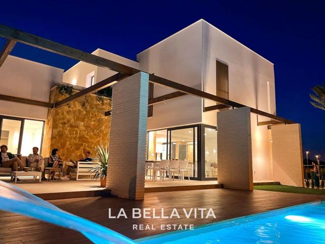 Unifamiliar En venta en Campoamor, Orihuela Costa photo 0