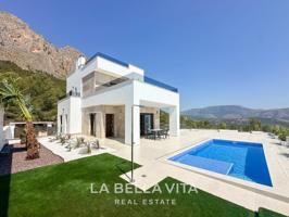 Casa En venta en Polop, Polop photo 0