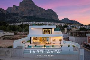 Casa En venta en Polop, Polop photo 0