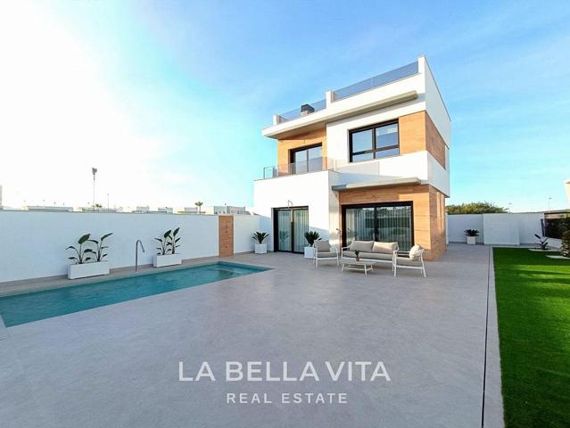 Unifamiliar Pareada En venta en Benijofar, Benijofar photo 0