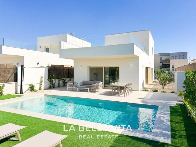 Casa En venta en Costa Blanca Sur, Los Montesinos photo 0