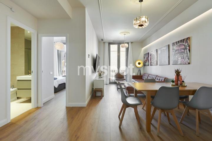 Apartamento de lujo con licencia turística en el corazón de Barcelona photo 0