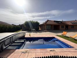 Chalet con terreno y piscina privada en Almoster, Tarragona photo 0