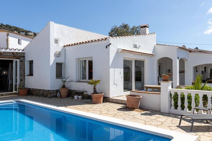 Villa exquisita con vistas al mar y licencia turística photo 0