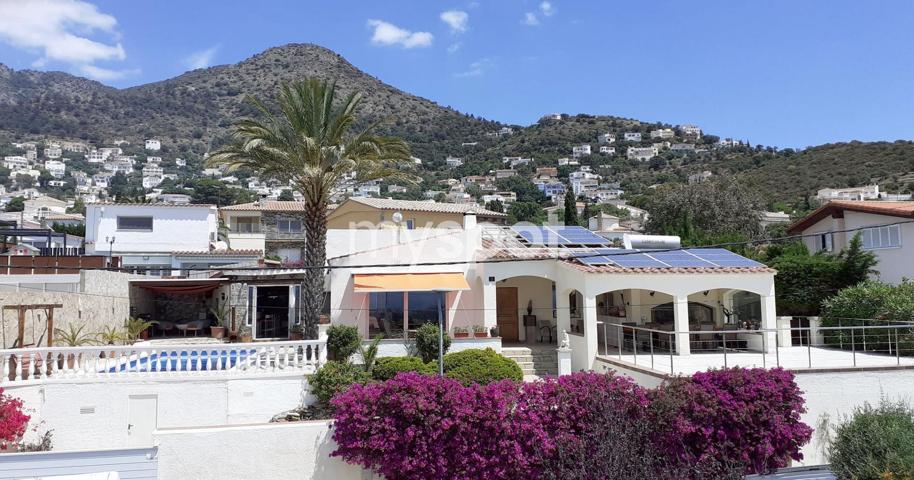 Villa exquisita con vistas al mar y licencia turística photo 0