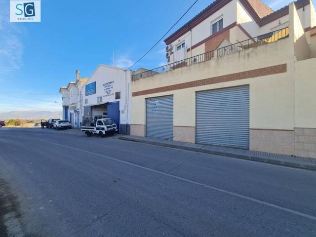 Local En venta en Las Gabias photo 0