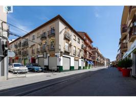 Se vende magnífico local comercial de 45 metros cuadrados situado en una de las zonas más comerciales photo 0