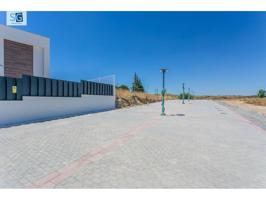 Magnífico terreno en venta en Otura con 500 metos junto al campo de golf, a poca distancia del polígono industrial de Es photo 0