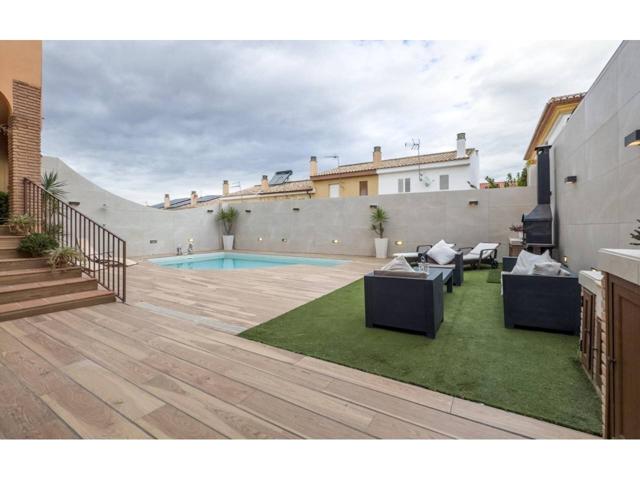 PRECIOSA CASA PAREADA EN LA ZONA MAS EXCLUSIVA DE LAS GABIAS photo 0