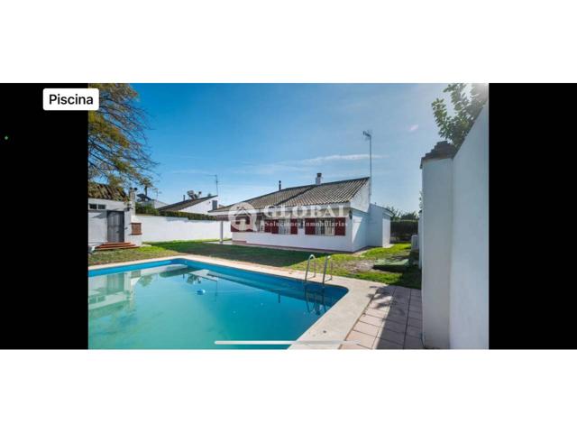 OCASIÓN!! GRAN CHALET INDEPENDIENTE DE ESQUINA DE UNA PLANTA CON PISCINA!!! photo 0
