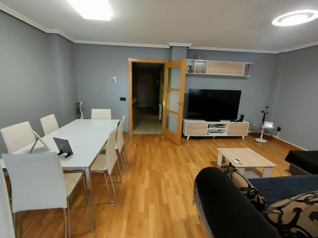 Unifamiliar Pareada En venta en Seseña photo 0