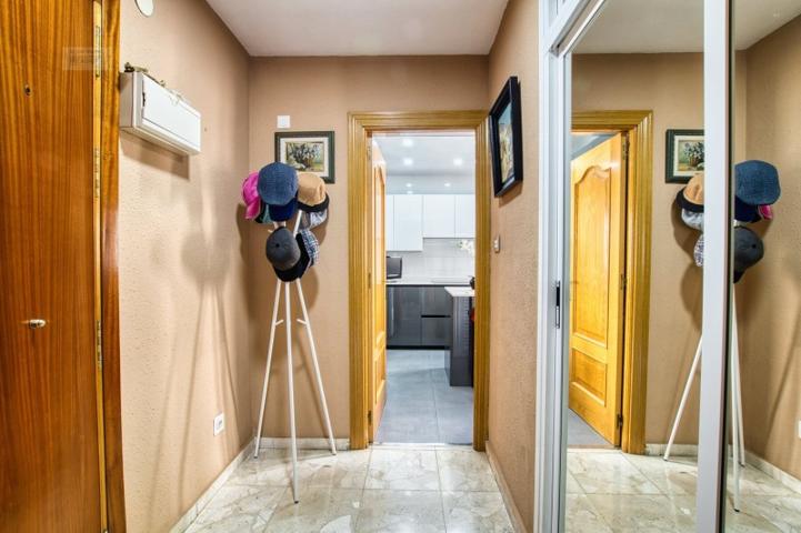 Piso en Venta en C-Asalto Málaga, Málaga photo 0