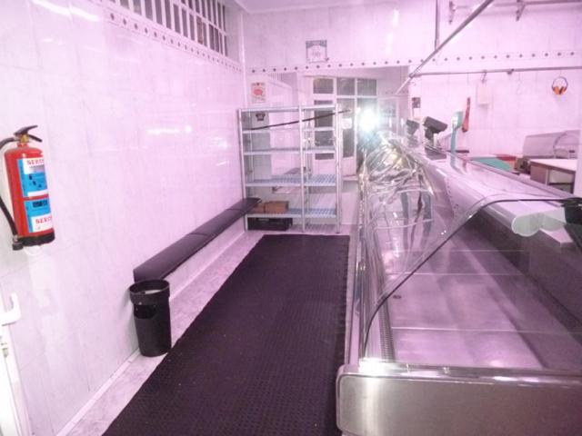 Local en alquiler en Basauri de 53 m2 photo 0