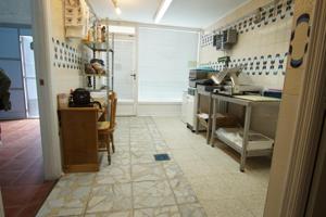 Se vende local en Basauri-San Miguel photo 0