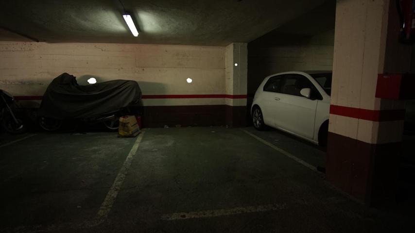 Exclusiva venta de garaje en Basauri-Basozelai-Ayuntamiento photo 0