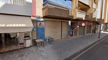 Amplio local en zona muy transitada con muchas posibilidades en zona puerta de Lorca, de Águilas. photo 0