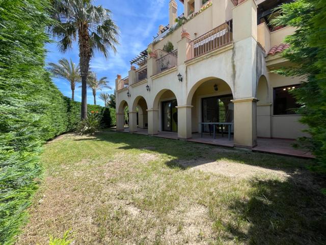 Bajo de 148 m2 con jardín de 185 m2, con 2 piscinas comunitarias, en Isla del Fraile, Águilas photo 0