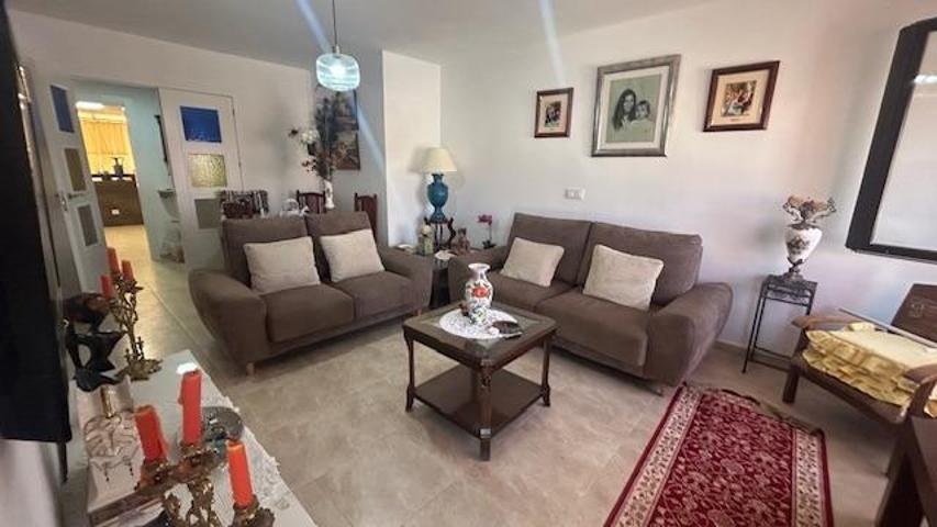 Amplio piso reformado en la zona del Lidl cn 4 dormitorios, 102 m2, prácticamente todo amueblado photo 0