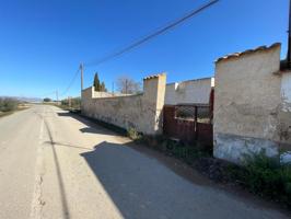 Solar urbano de 222 m2 en Altobordo, Purias, Lorca, más 7.521,55 m2 de finca rústica de secano. photo 0