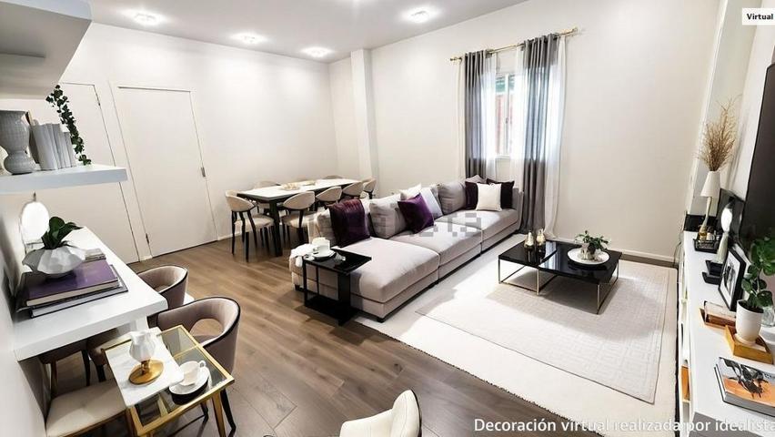 ¡Oportunidad de compra en Exclusiva! Piso céntrico de 3 dormitorios, a 4 minutos andando de las playas de Águilas photo 0