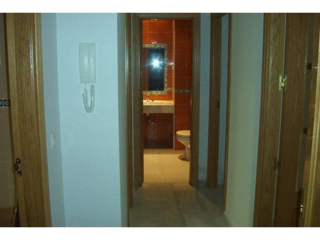 APARTAMENTO CON 2 DORMITORIOS JUNTO AL AYUNTAMIENTO photo 0
