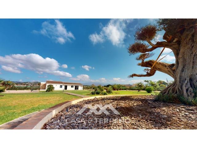 Villa En venta en Vélez-Málaga photo 0