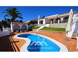 Villa En venta en Vélez-Málaga photo 0