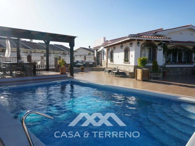 Villa En venta en Vélez-Málaga photo 0