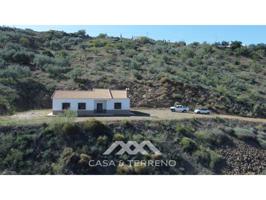 Villa En venta en Colmenar photo 0