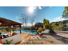 Villa En venta en Iznájar photo 0