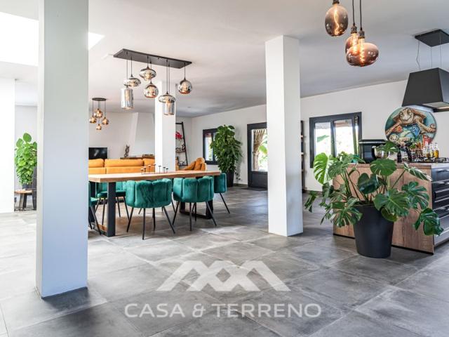 Villa En venta en Camino Algarrobo - Las Arenas, Vélez-Málaga photo 0