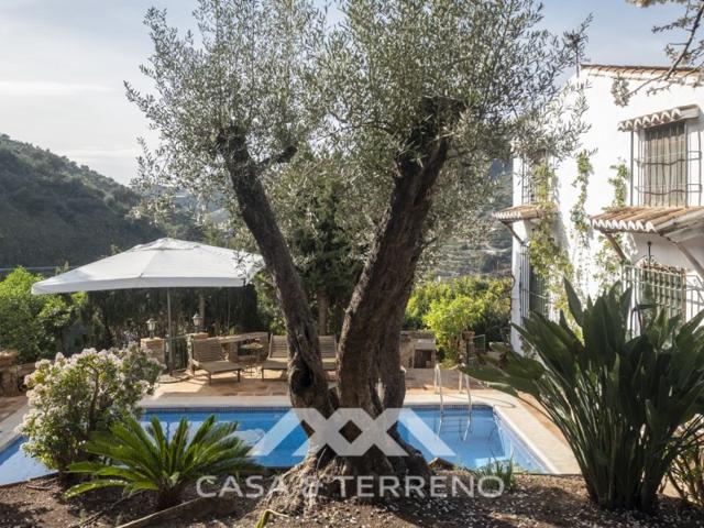 Villa En venta en Algarrobo photo 0