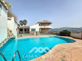 Villa En venta en Viñuela photo 0