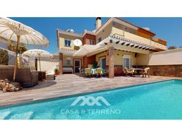 Villa En venta en Viña Málaga, Vélez-Málaga photo 0