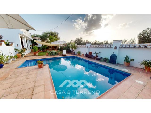 Villa En venta en Villanueva Del Trabuco photo 0