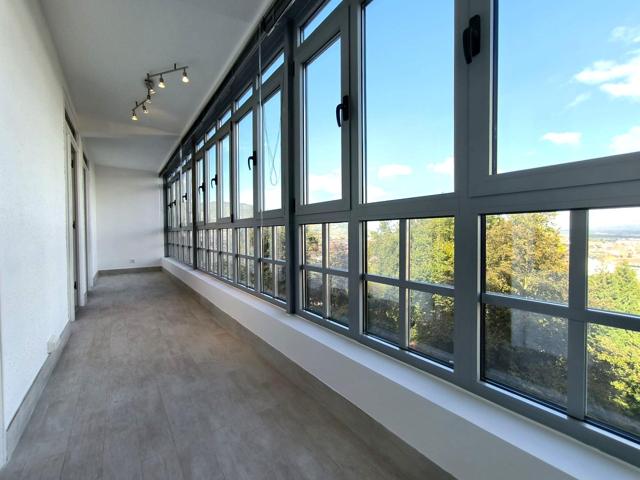 PISO ALQUILER 4 DORMITORIOS EDIFICO CRISTAL CAMPILLIN OVIEDO GARAJE photo 0