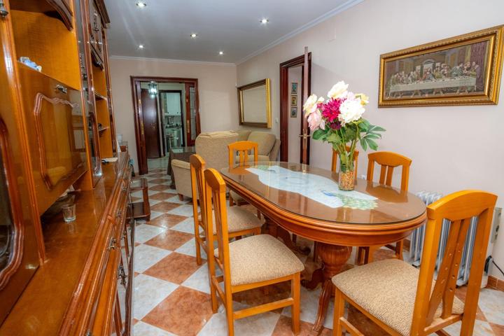 SE VENDE AMPLIO PISO CON ASCENSOR EN LA C- SAN RAFAEL. photo 0